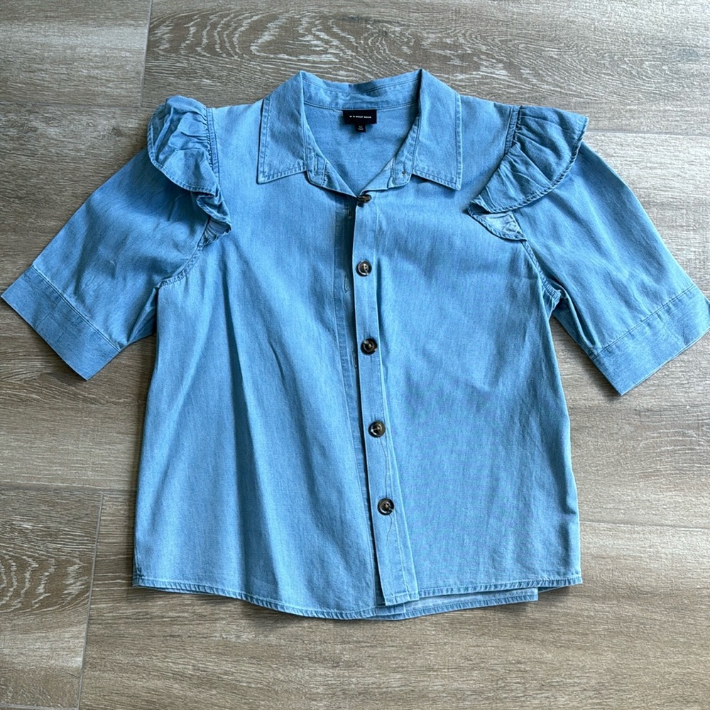 WHO WHAT WEAR - Chambray Blouse - Size Medium